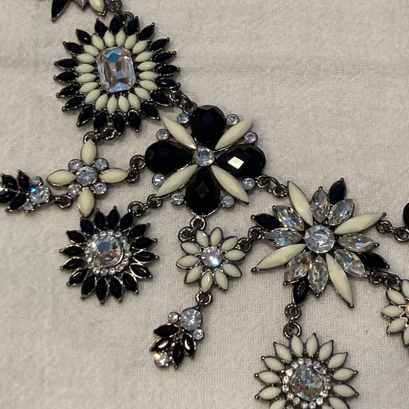 Jeweled Statement Necklace - Picture 2 of 3